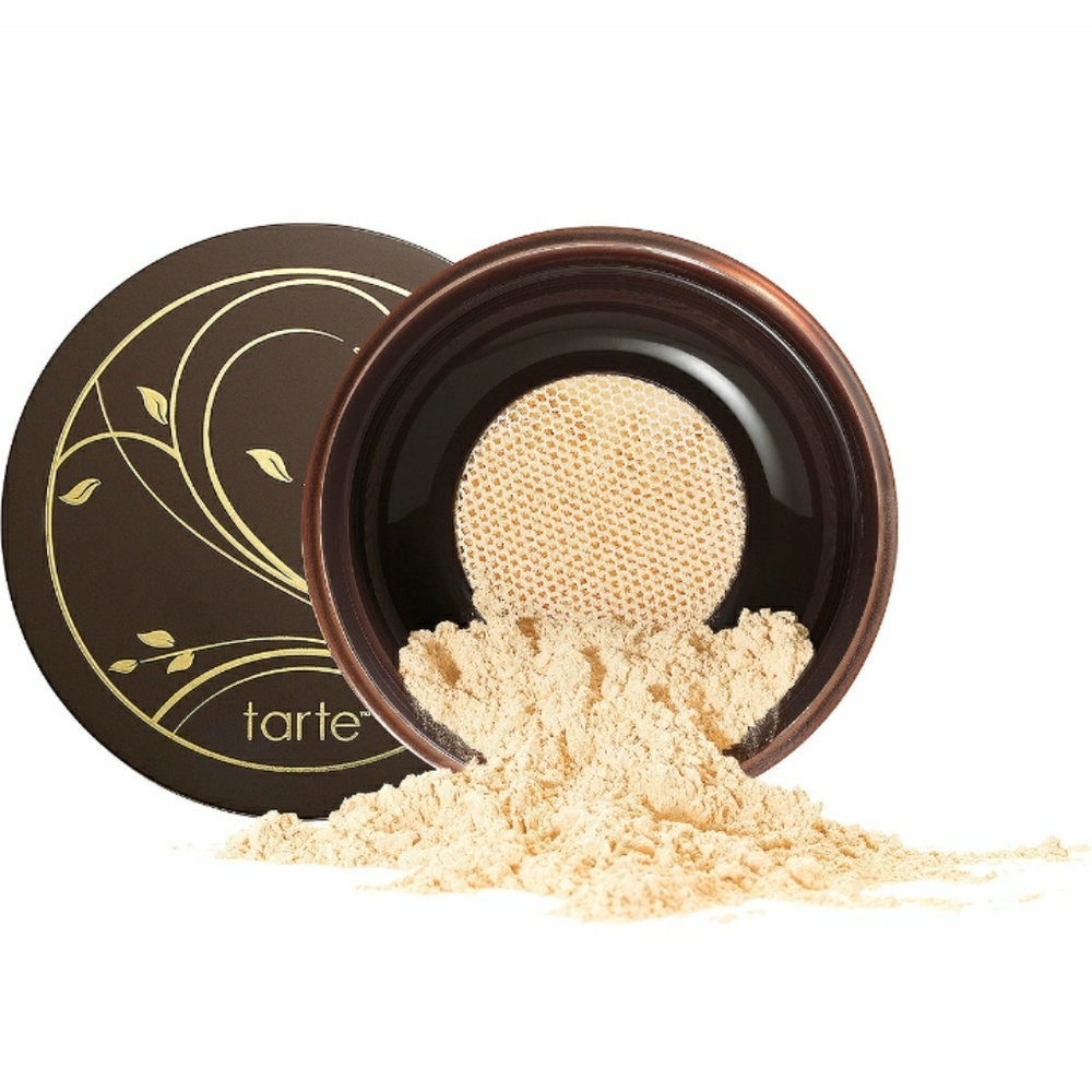 Tarte Amazonian Clay Foundation (Fair Honey)